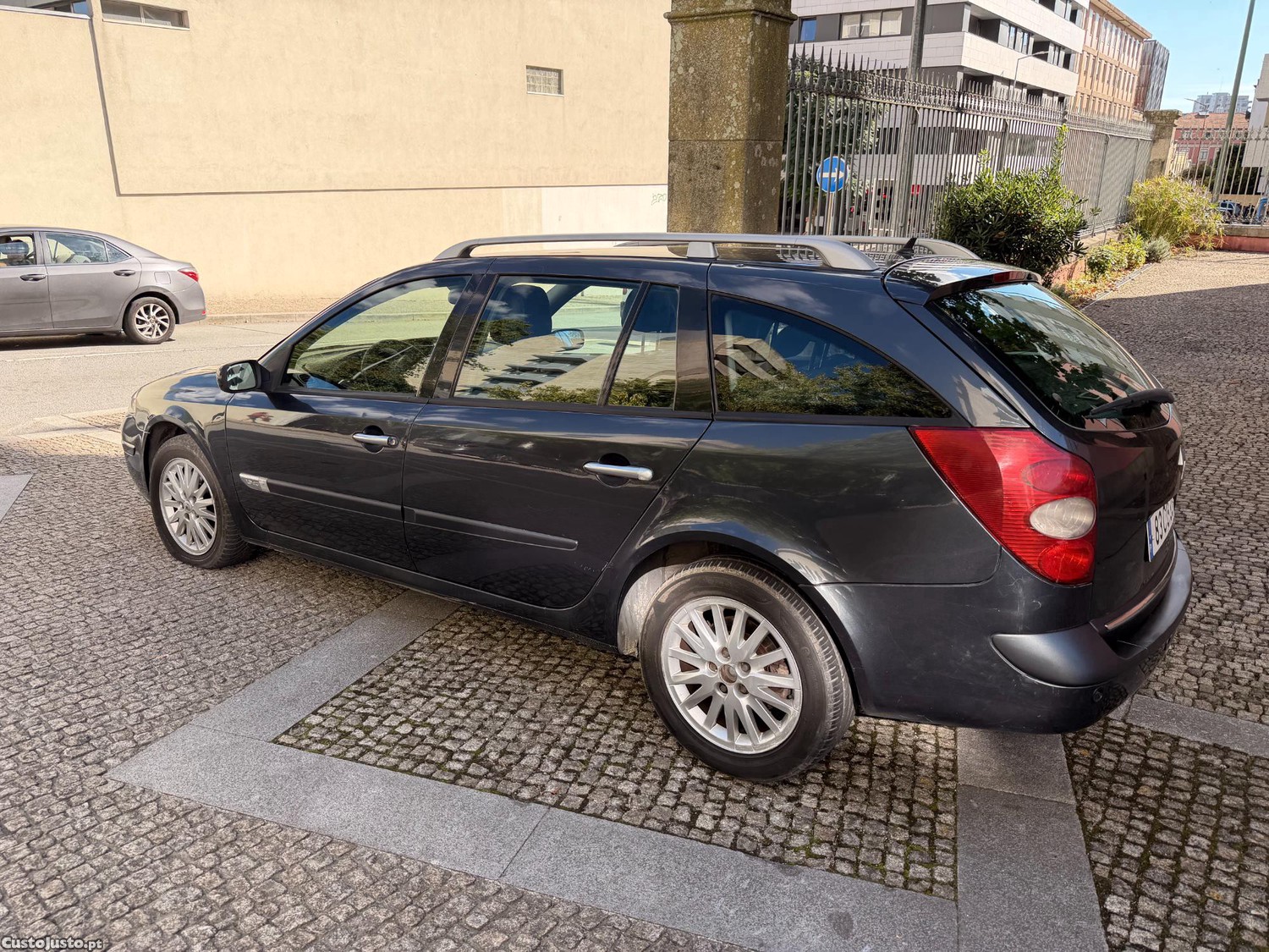 Renault Laguna Break 1.9 dCi Dynamique Luxe — photo 3