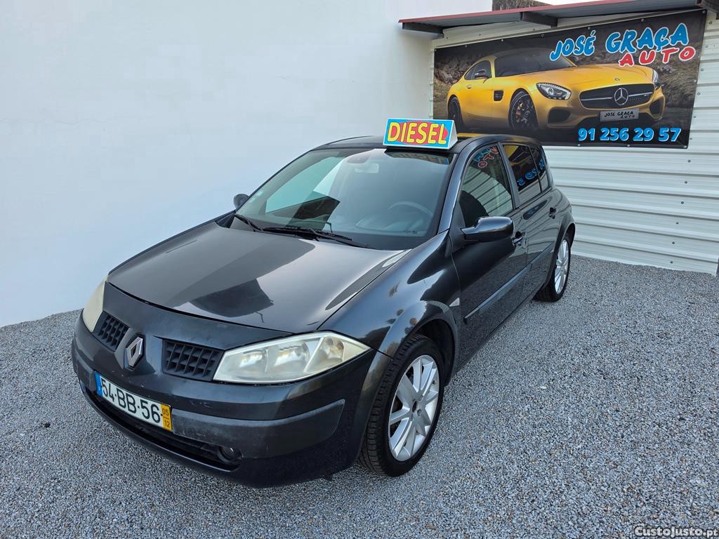 Renault Mégane 1.5Dci 106cv 12/2005 - 05 foto 2