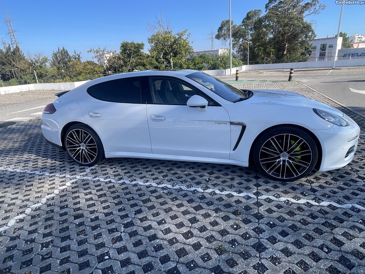 Porsche Panamera E- hibrid — fotografia 6