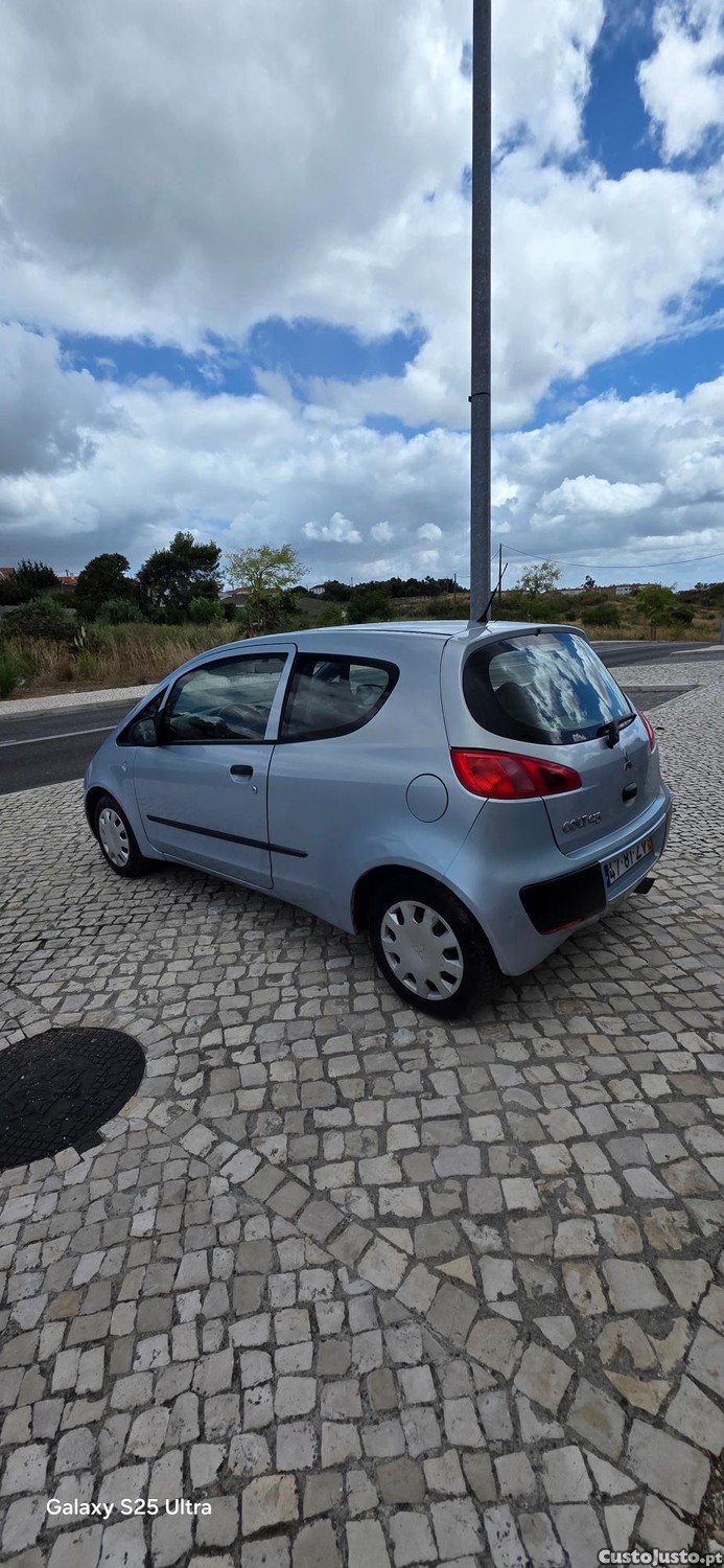Mitsubishi Colt 1.1+AC — fotografia 10