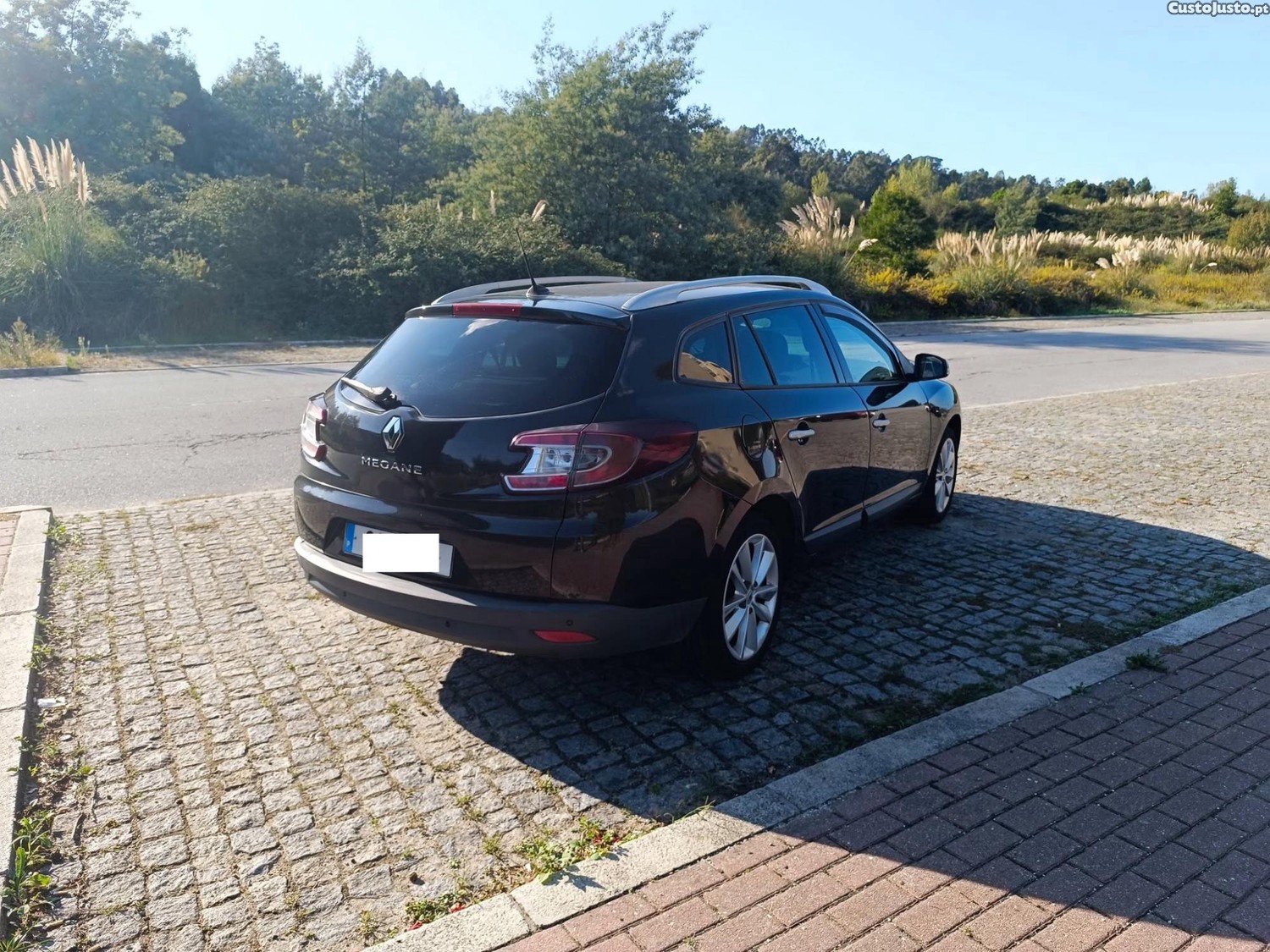 Renault Mégane Sport Tourer 1.5 dCi     Em excelente estado geral - 10 foto 4