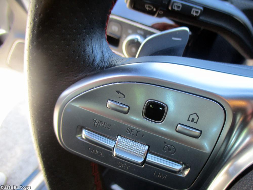 Mercedes-Benz CLA 180 d Shooting Brake AMG Line — fotografia 13