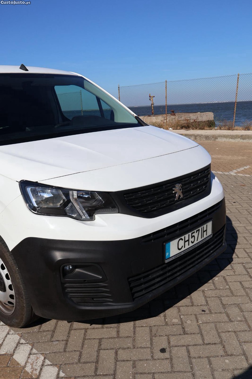 Peugeot Partner 1.5 Hdi 3 Lugares — fotografia 17