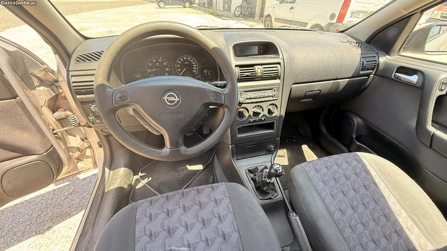 Opel Astra 1.4i de 2002 — fotografia 3