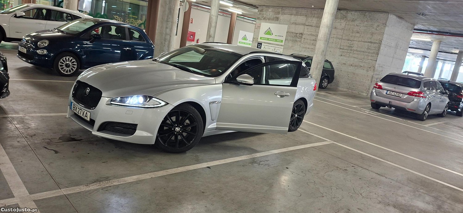 Jaguar XF R-Sport — photo 3