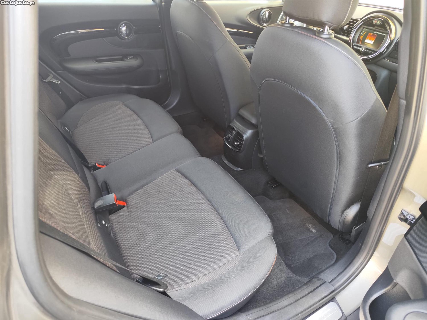 MINI One Clubman Cooper 1.5 102Cvs - 18 — photo 4