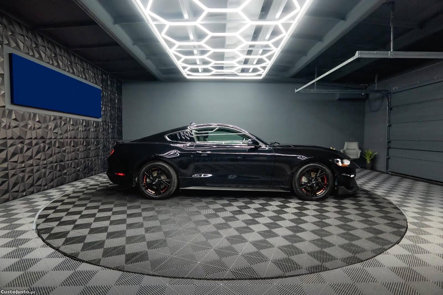 Ford Mustang 2.3 Shelby Coupe GT Package Dark Horse - 21 — photo 4