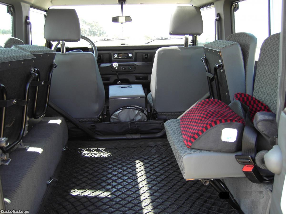 Land Rover Defender 90 TD5 - 00 — photo 5
