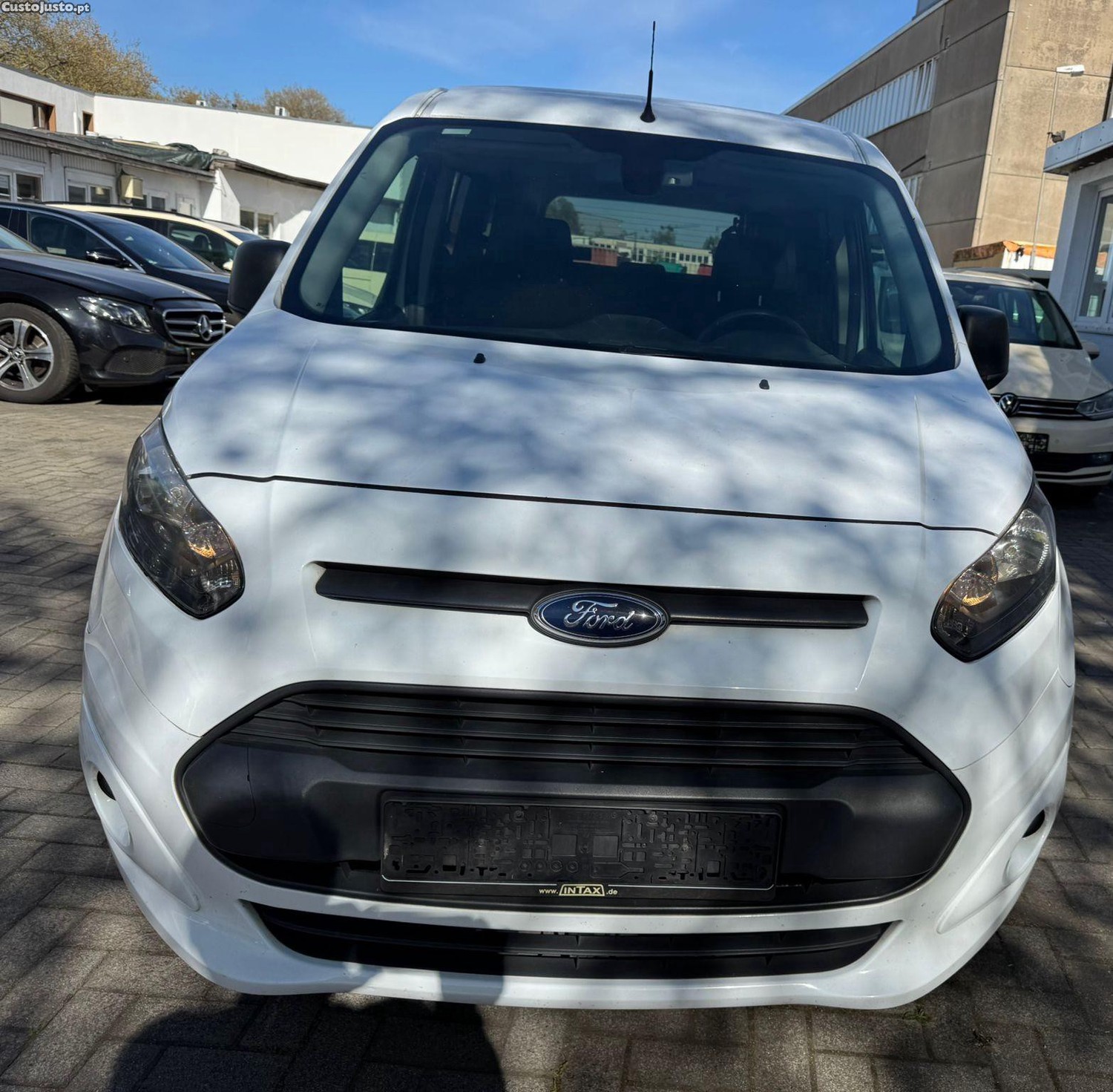 Ford Tourneo 1.5 Mobilidade Reduzida IVA dedutível — fotografia 13