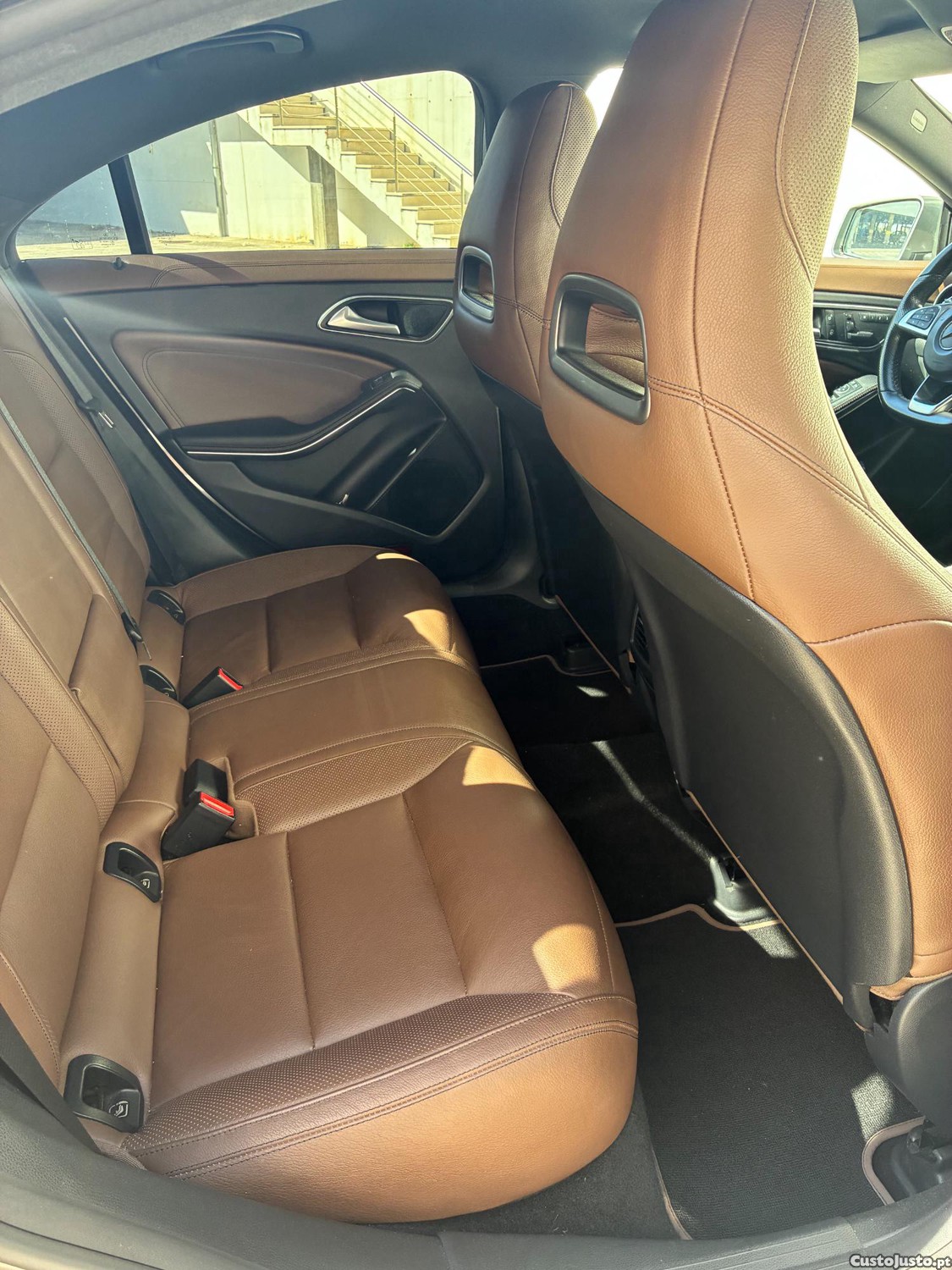 Mercedes-Benz CLA 200 200 D - 16 — photo 3