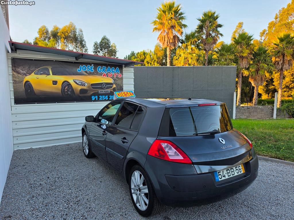 Renault Mégane 1.5Dci 106cv 12/2005 - 05 foto 4