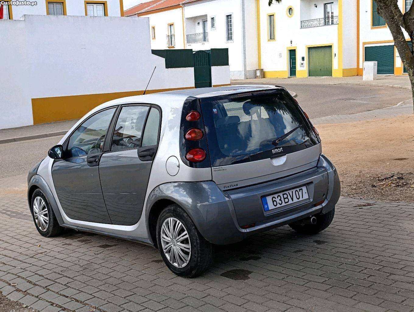 Smart ForFour 1100 gasolina 65 cv — photo 5