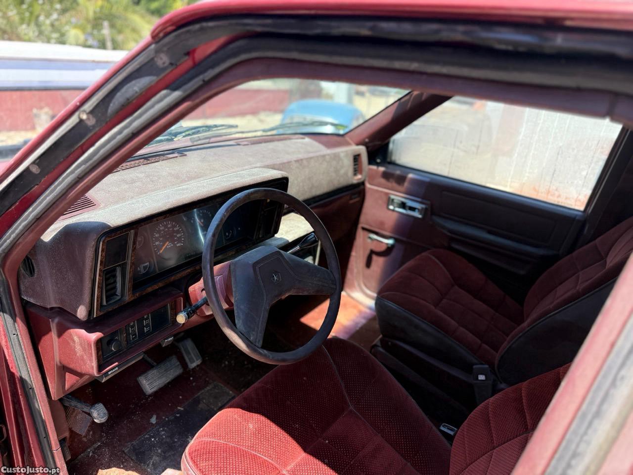 Dodge Caravan 1987 — fotografia 13