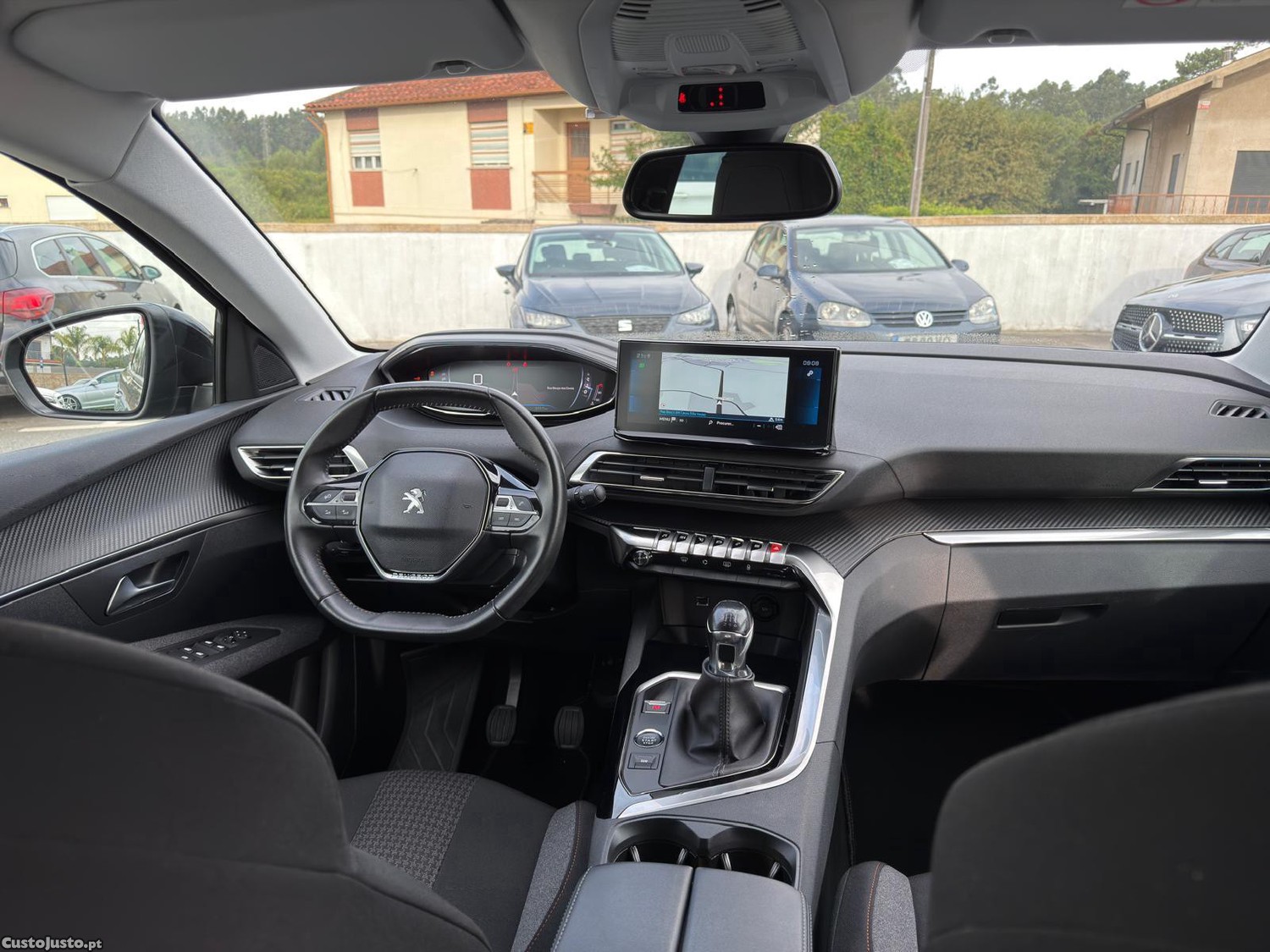 Peugeot 3008 1.5 BlueHDi Active Pack — fotografia 19