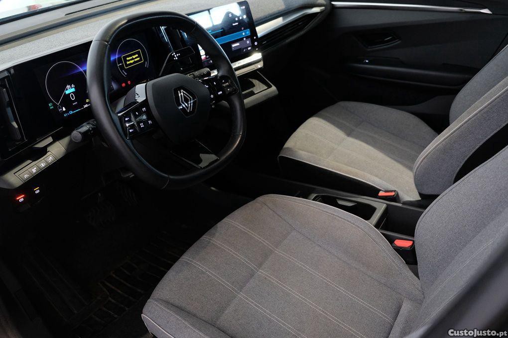 Renault Mégane E-Tech EV60 220hp optimum charge Equilibre — fotografia 13