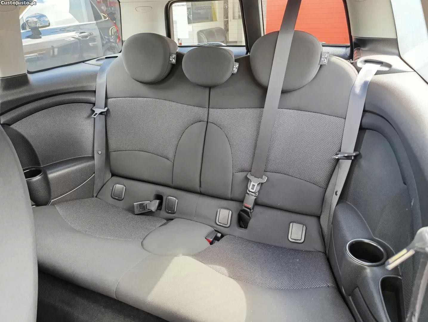 MINI Clubman Cooper d - 11 foto 4