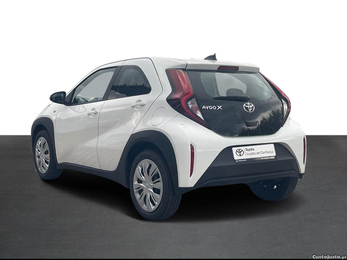 Toyota Aygo X 1.0 Play — fotografia 13