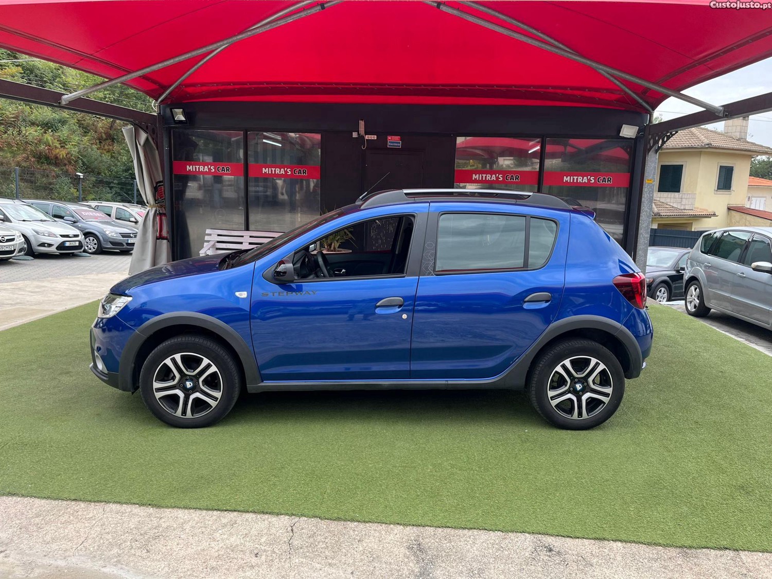 Dacia Sandero 1.0 Gasolina-GPL | APENAS 23 000 KM's - 21 foto 2
