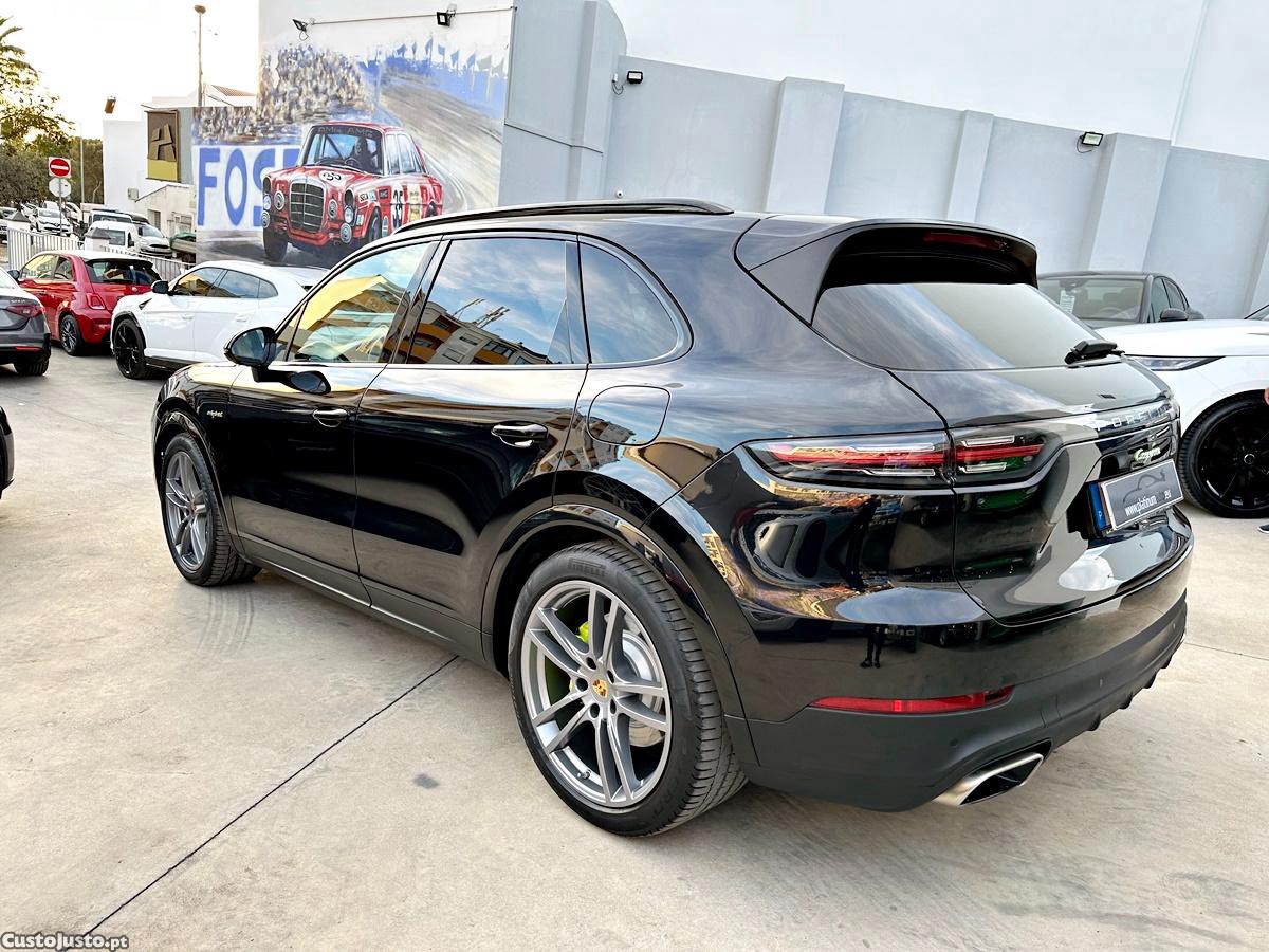 Porsche Cayenne E-Hybrid - 18 — photo 4