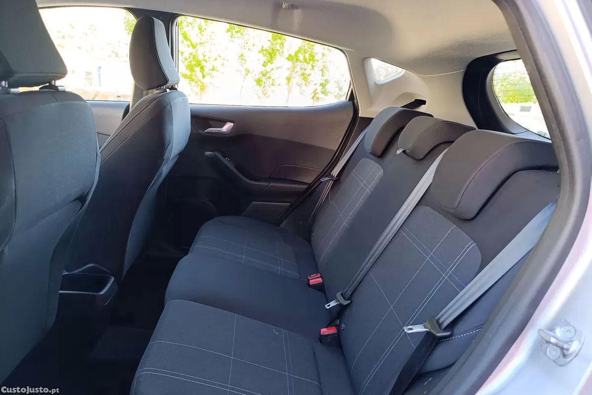 Ford Fiesta 1.5 tdci connected — fotografia 7