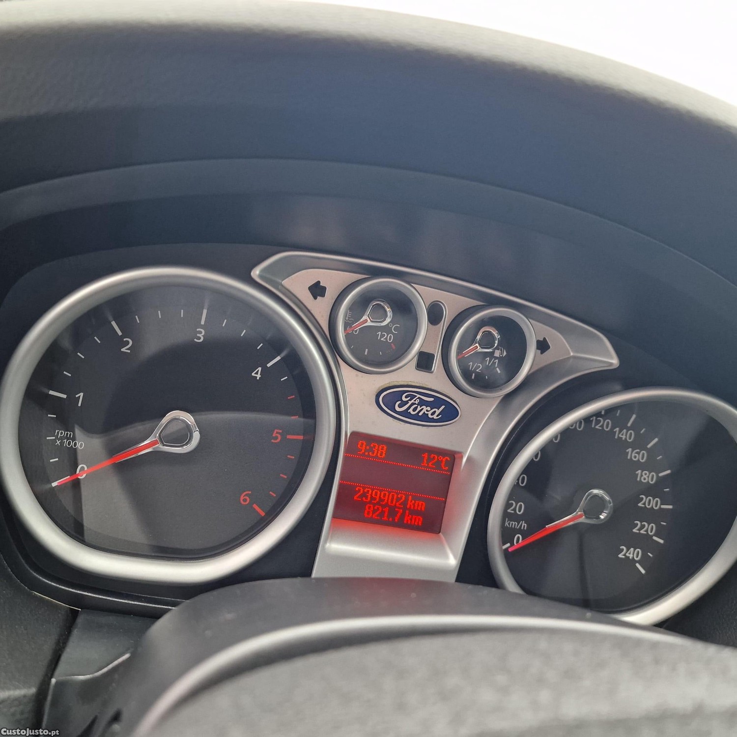 Ford Focus SW 1.6 TDCi Titanium — fotografia 6