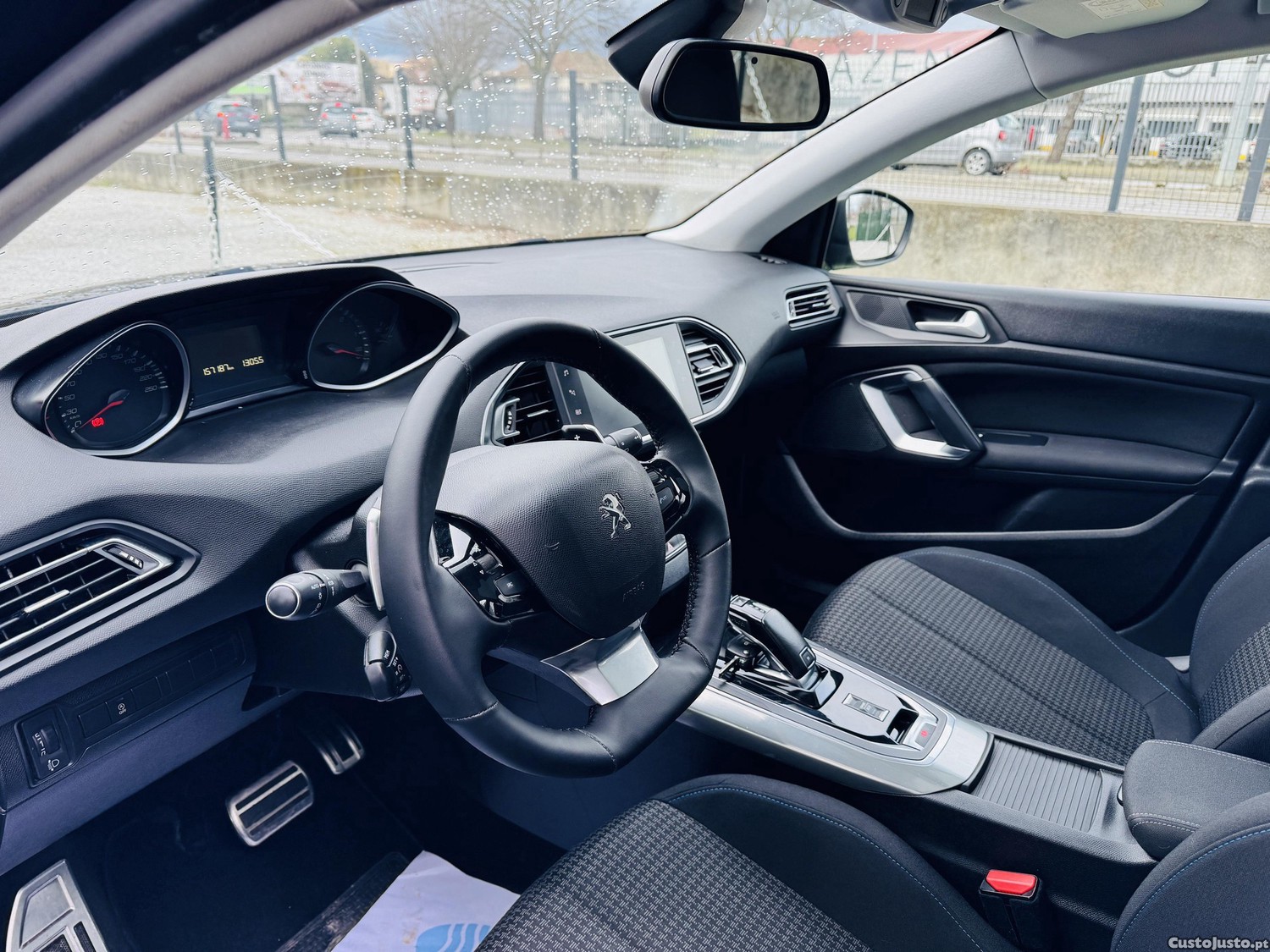 Peugeot 308 SW 1.5 BlueHDi Style J17 EAT8 — fotografia 4