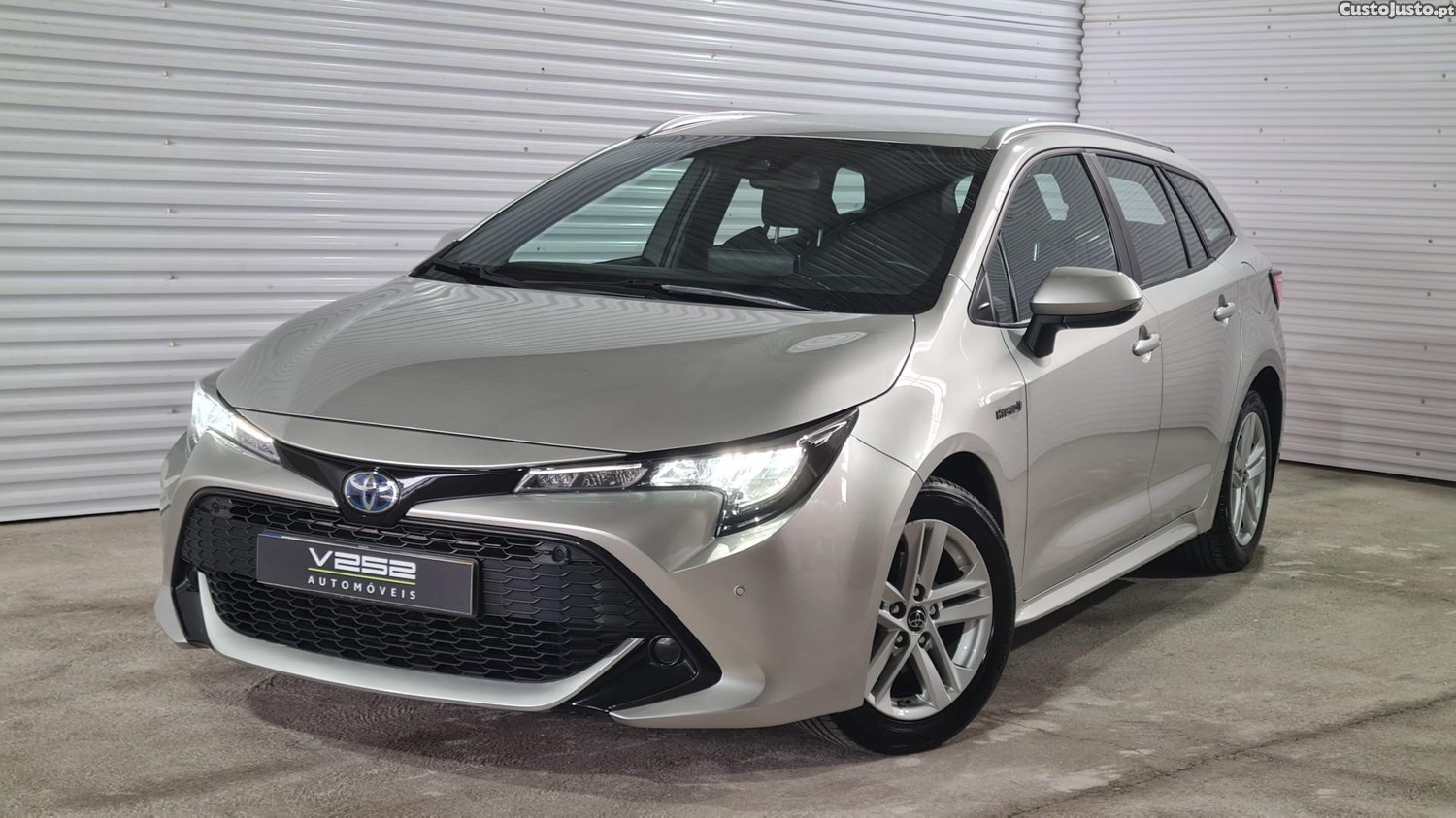 Toyota Corolla 1.8 Hybrid Comfort — fotografia 20