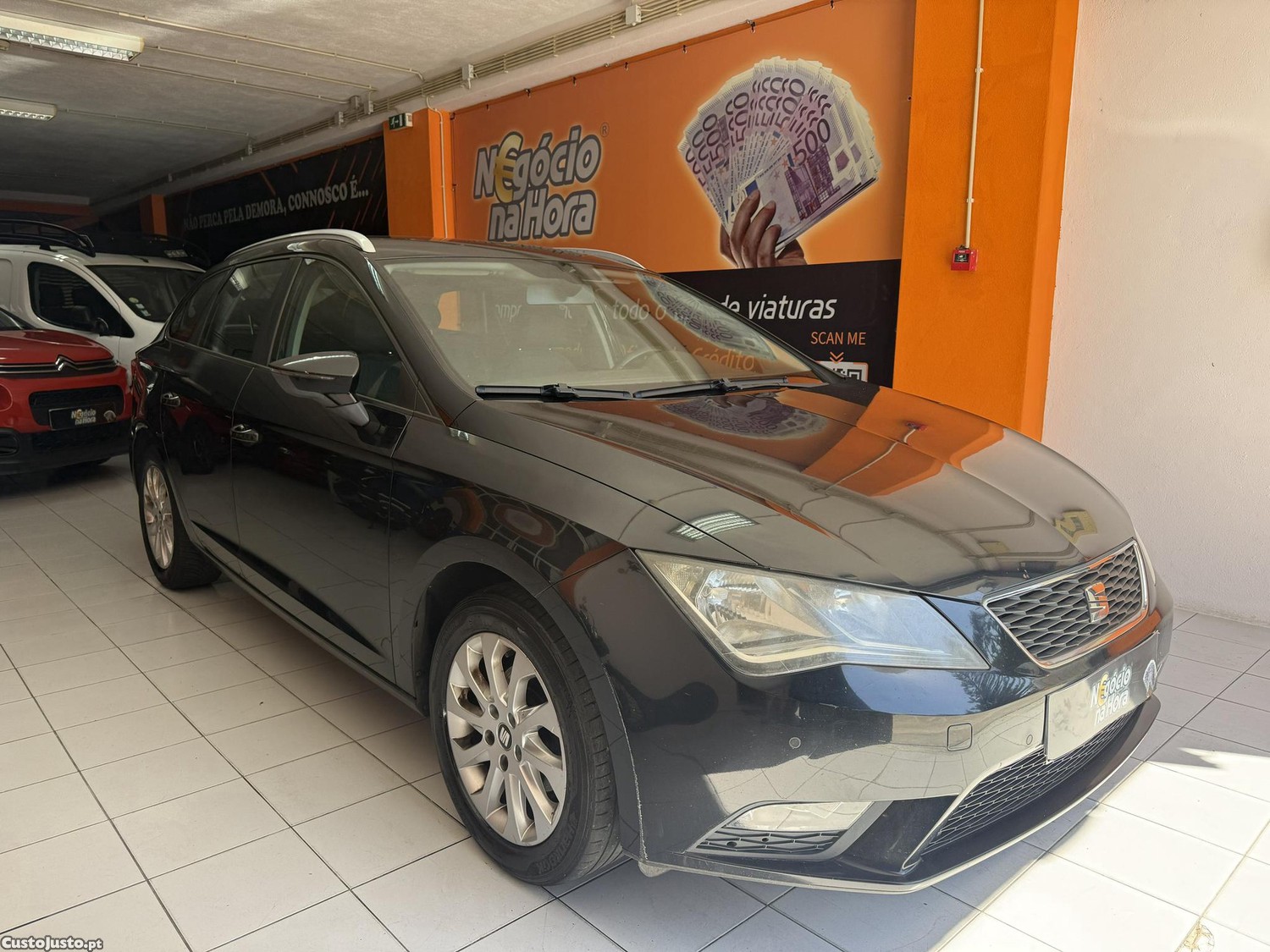 Seat Leon 1.6 TDI ECOMOTIVE - 14 foto 3