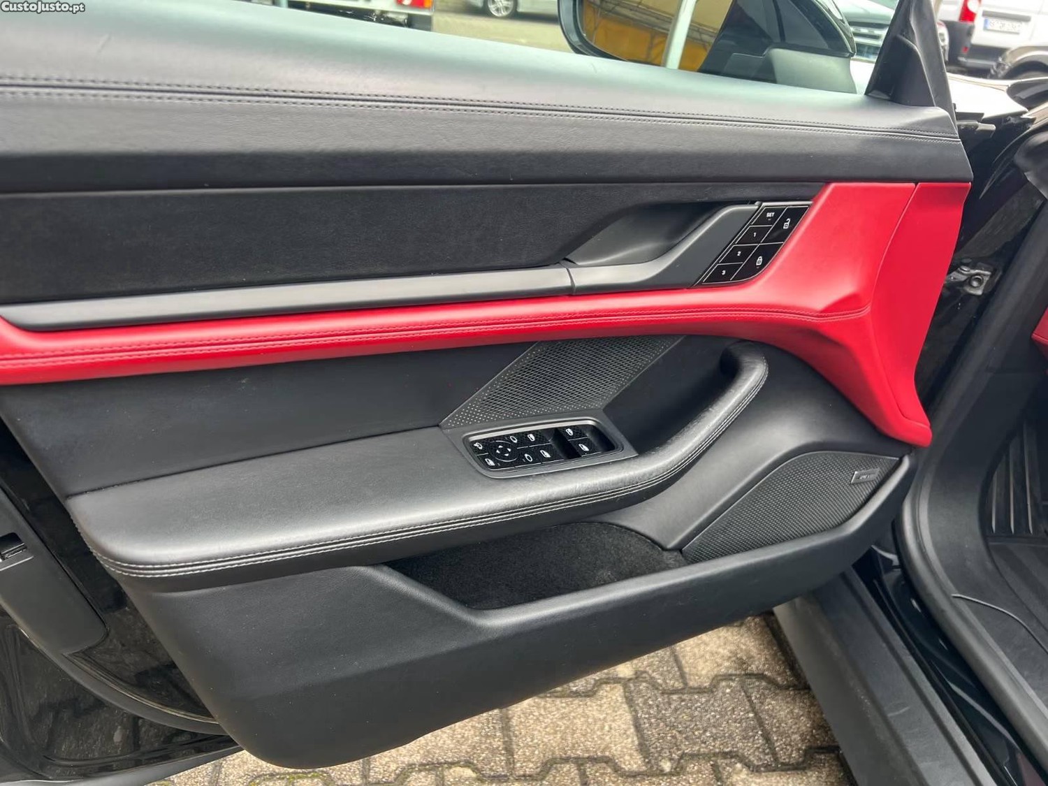 Porsche Taycan S - 21 — photo 5