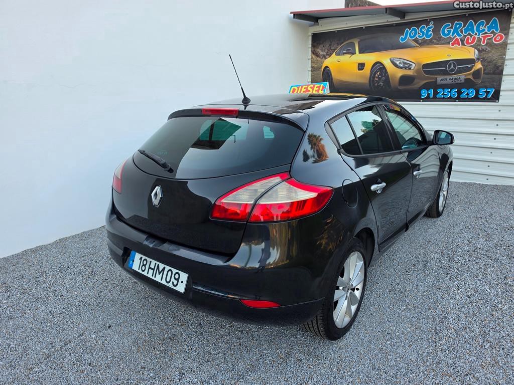 Renault Mégane 1.5Dci 106cv 03/2009 - 09 foto 4