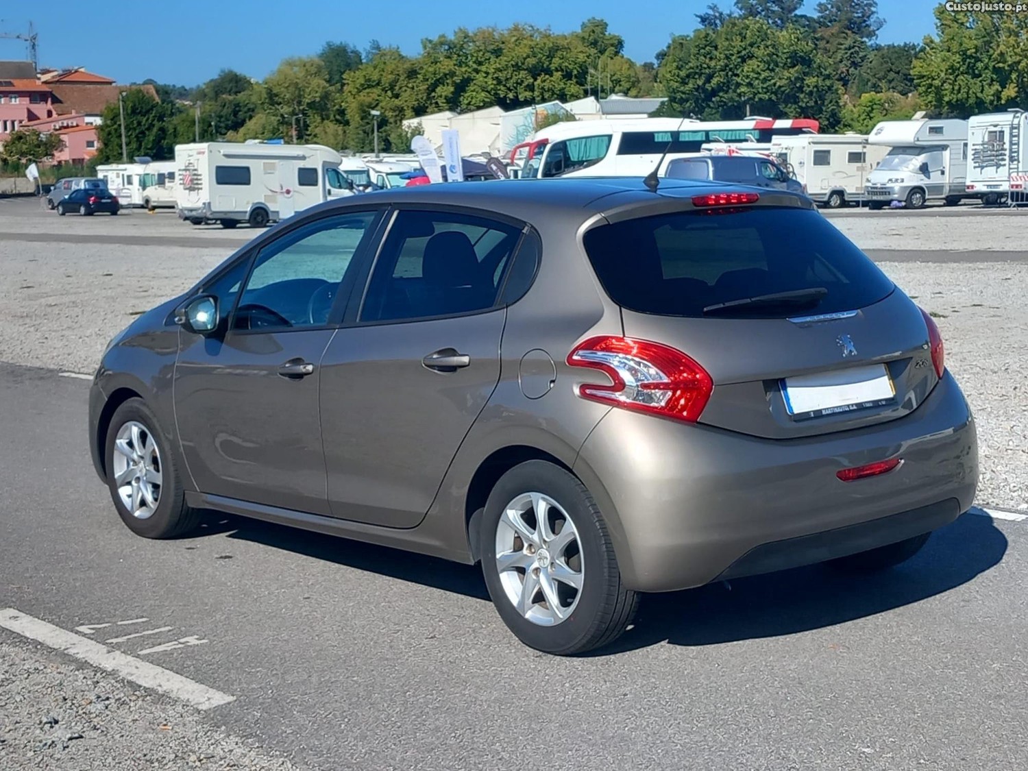 Peugeot 208 1.2 c/ revisao — photo 3