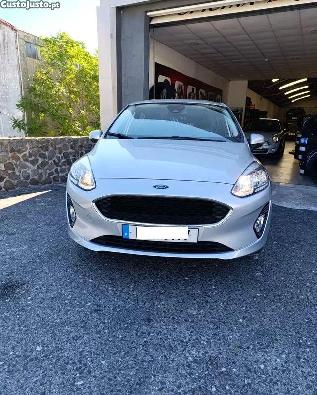 Ford Fiesta 1.5 tdci connected — fotografia 13