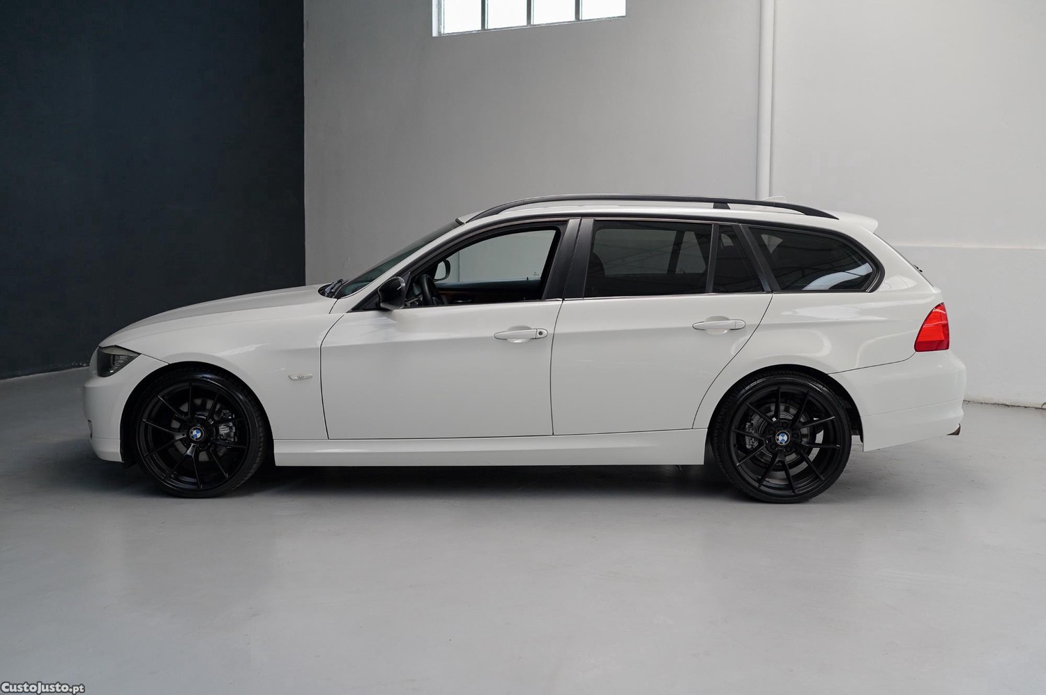 BMW 318 d E91 — fotografia 21