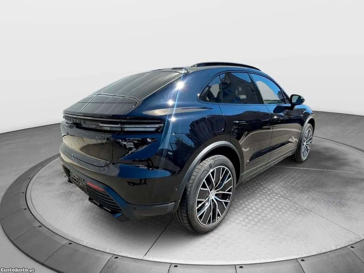 Porsche Macan Matrix - 24 foto 2
