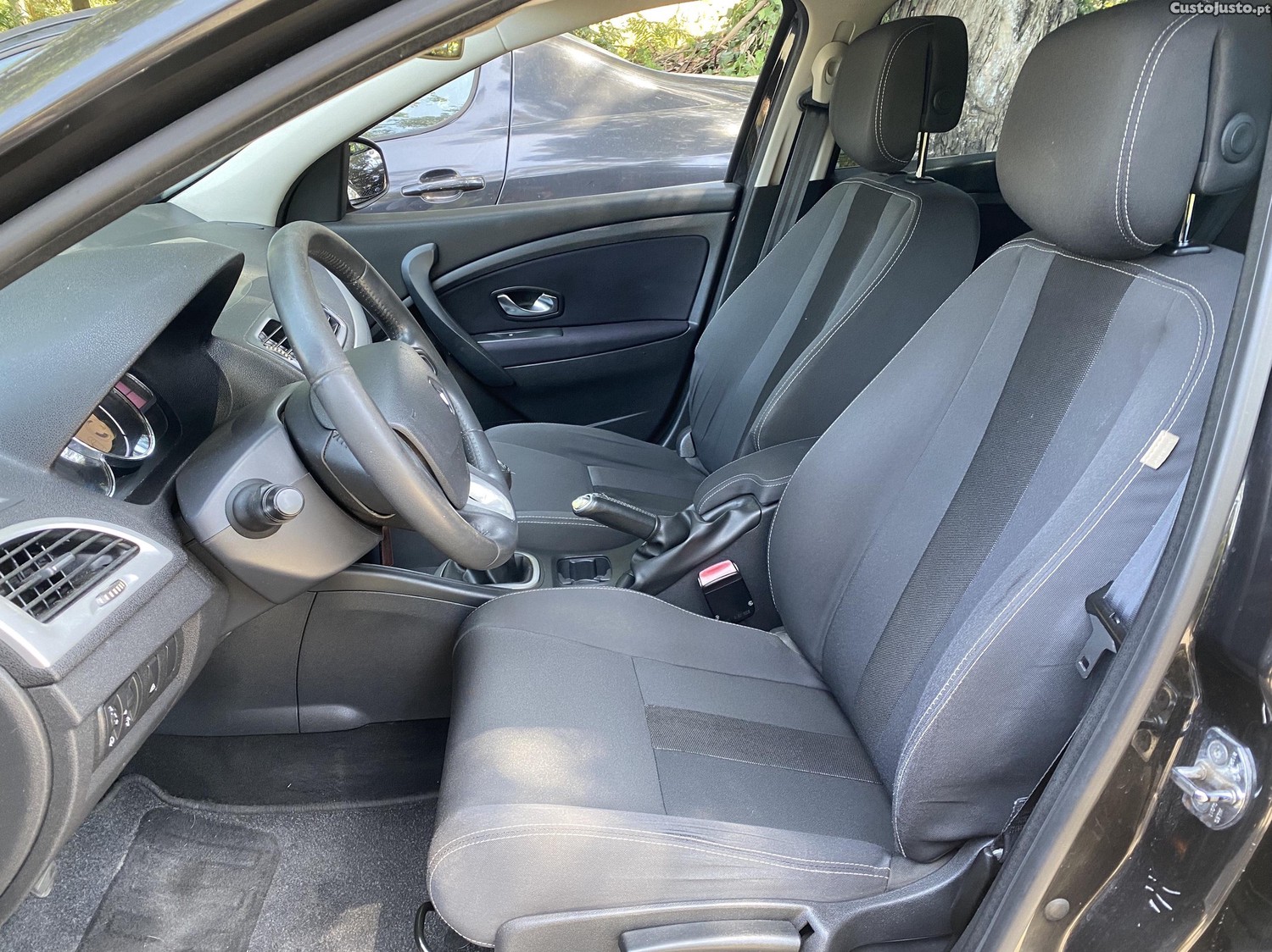 Renault Mégane Sport Tourer 1.5Dci - 10 foto 4