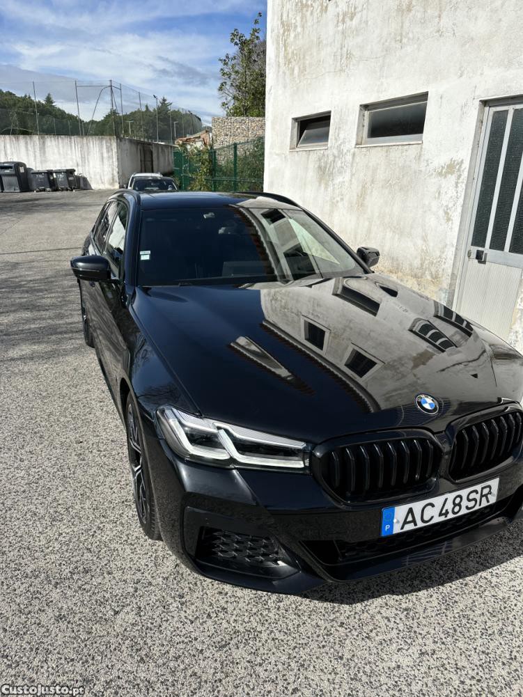 BMW 520 PACK M - 20 — photo 4