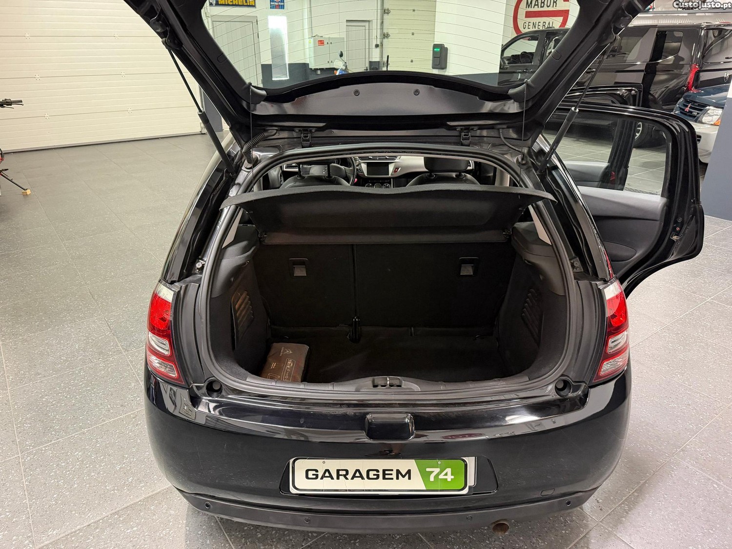 Citroën C3 1.6 BlueHDi Exclusive — fotografia 9