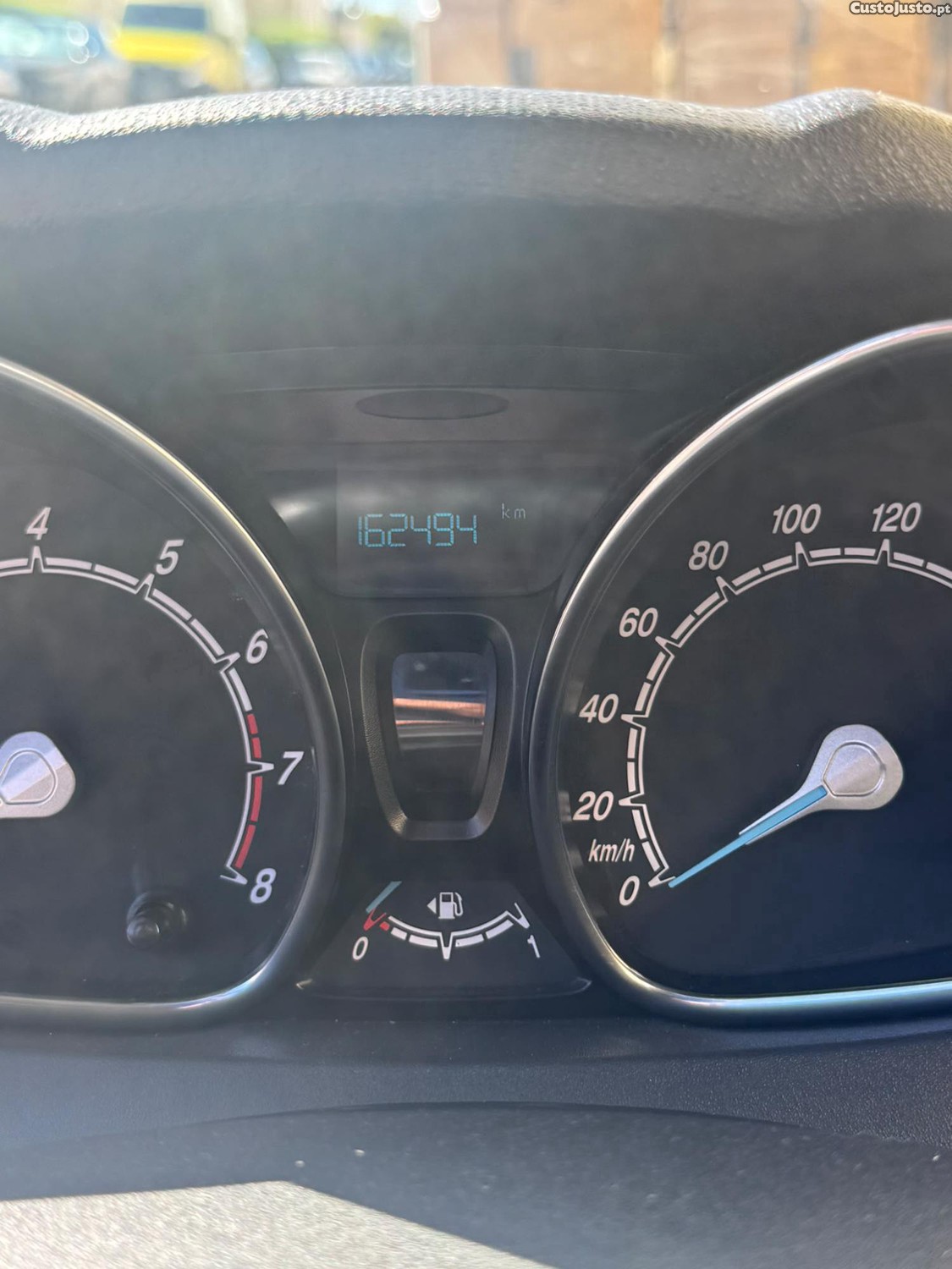 Ford Fiesta 1.0 Ecoboost ST-LINE — photo 3