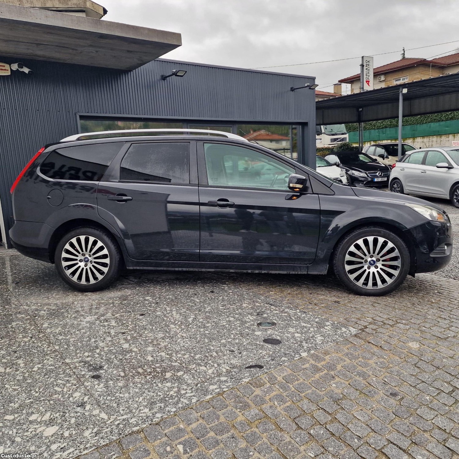 Ford Focus SW 1.6 TDCi Titanium — fotografia 14