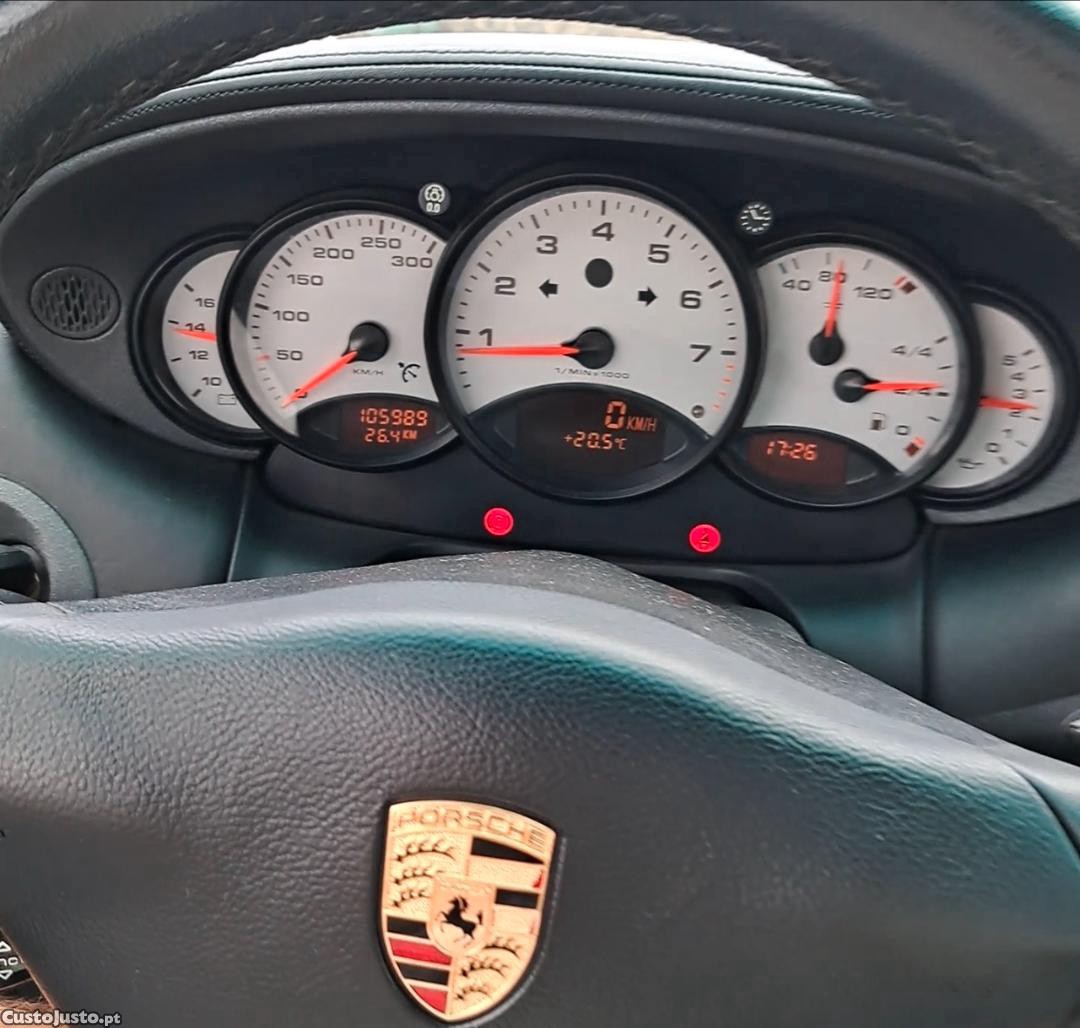 Porsche 996 Carrera — fotografia 4