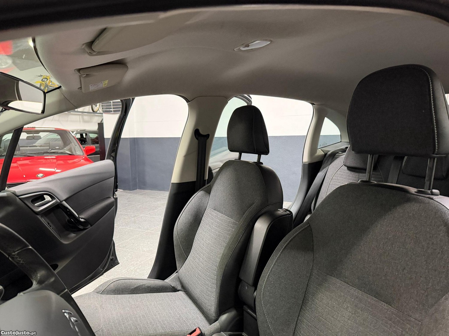 Citroën C3 1.6 BlueHDi Exclusive — fotografia 15