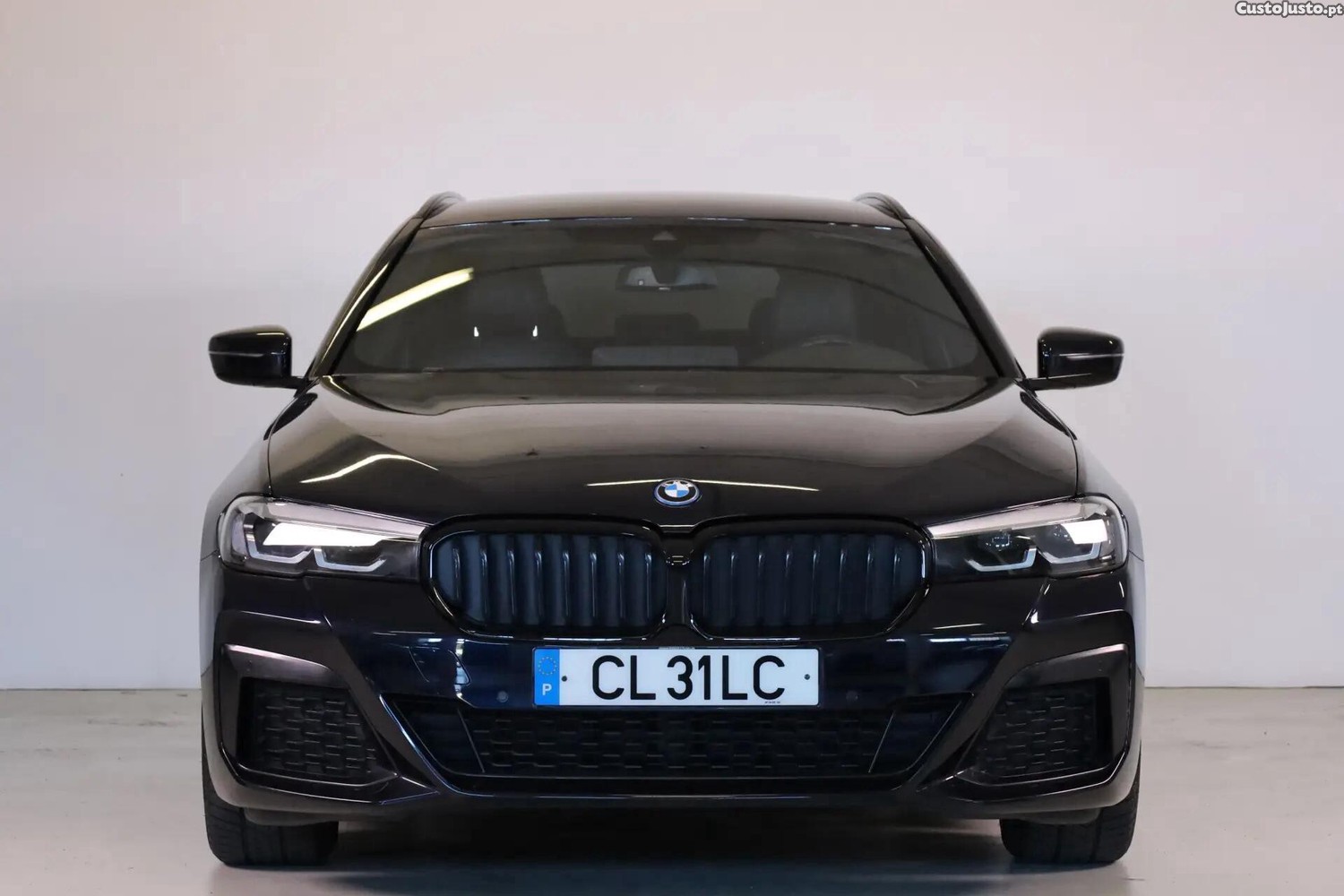 BMW 530 e Pack Desportivo M - 23 — photo 2