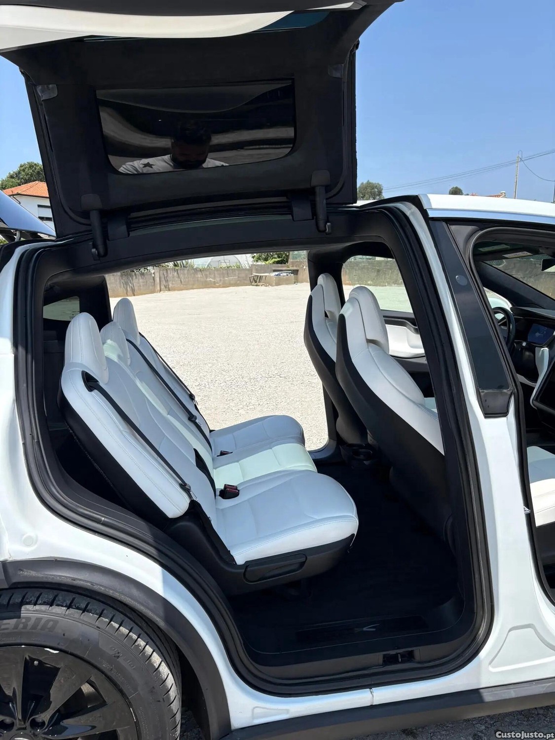 Tesla Model X 100D — fotografia 3