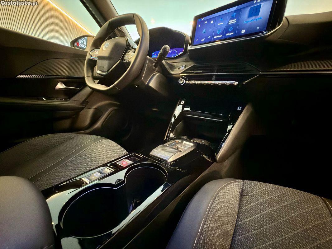 Peugeot 2008 Allure — fotografia 3