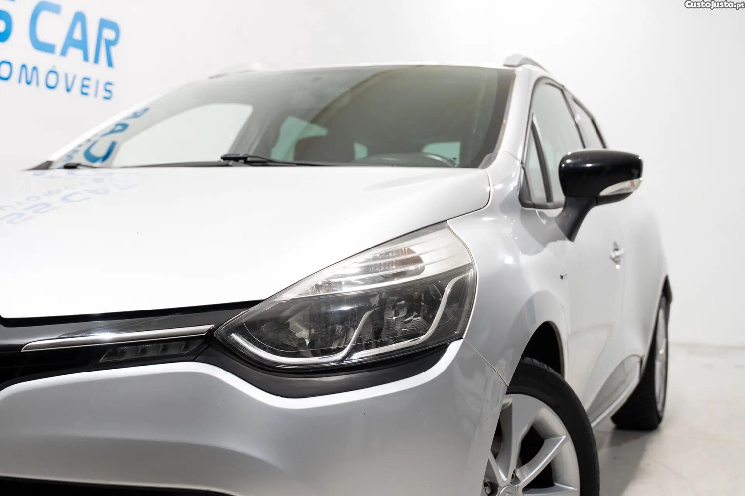 Renault Clio 0.9 TCE Limited — photo 4