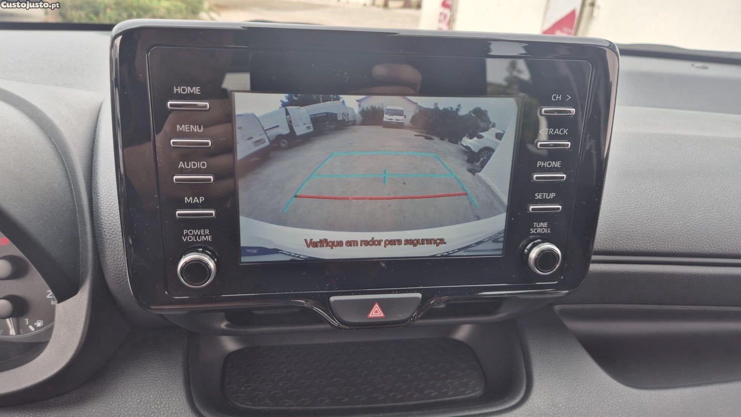 Toyota Yaris 1.0 VVT-iComfort — fotografia 4