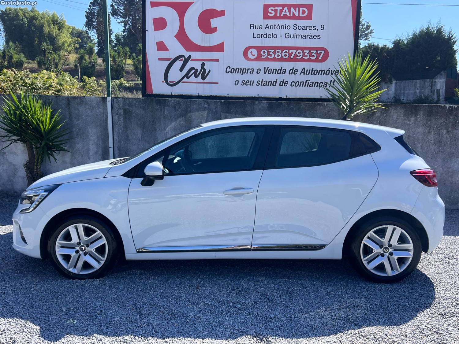 Renault Clio Híbrido - 22 — photo 5