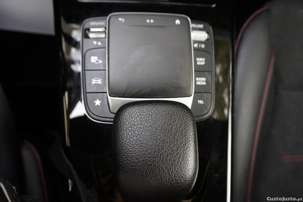 Mercedes-Benz A 180 d AMG Line Aut. — fotografia 4