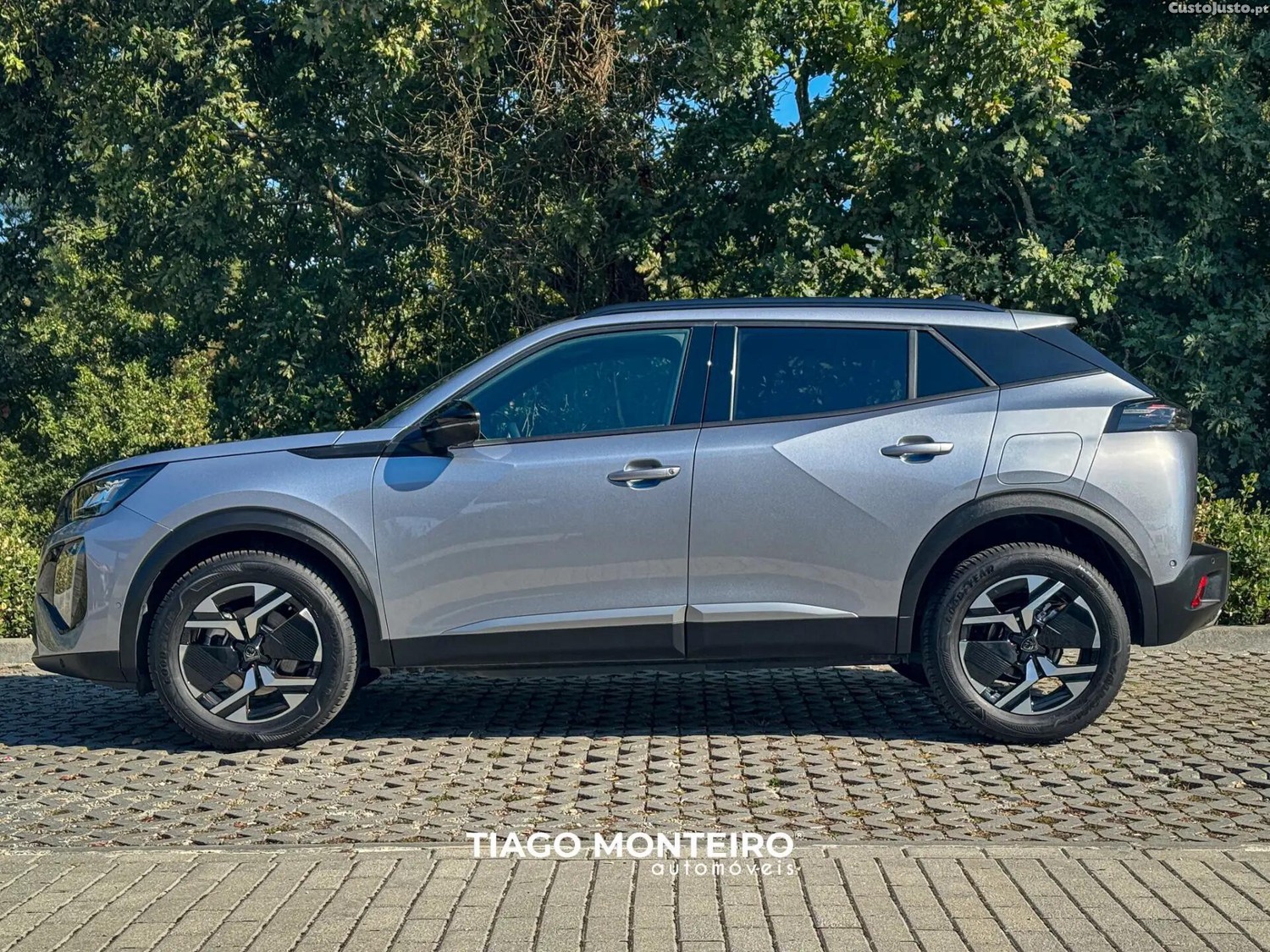 Peugeot 2008 1.2 Hybrid Allure e-DCS6 - 25 — photo 3