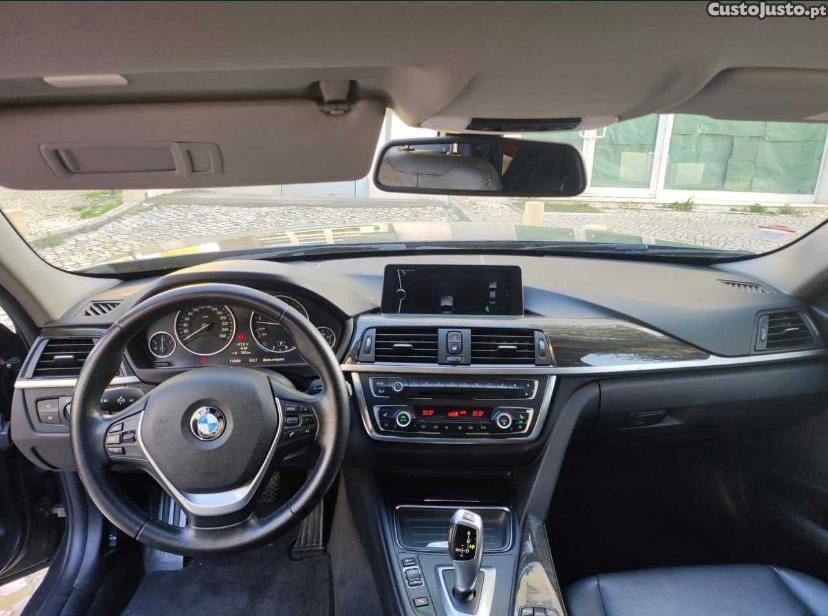 BMW 320 i — fotografia 2